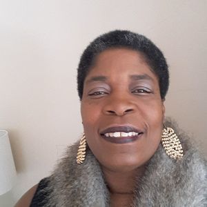 Meet your Posher, Della